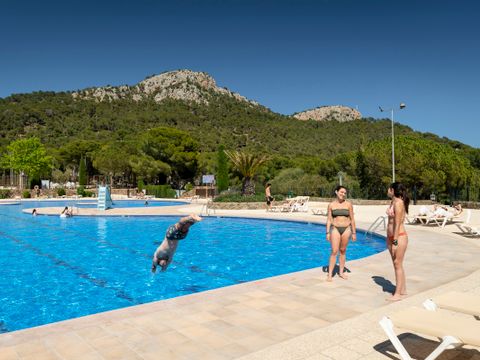 Camping Castell Montgri - Camping Girona - Image N°0