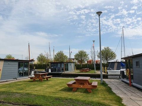 Houseboats Heeg - Camping Südwest-Friesland