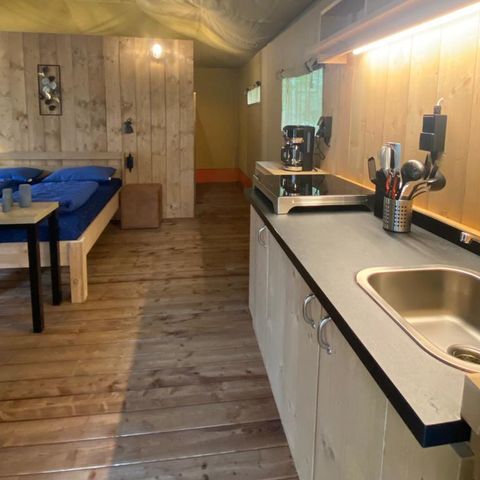 CANVAS AND WOOD TENT 2 people - Luxury incl. sanitary facilities