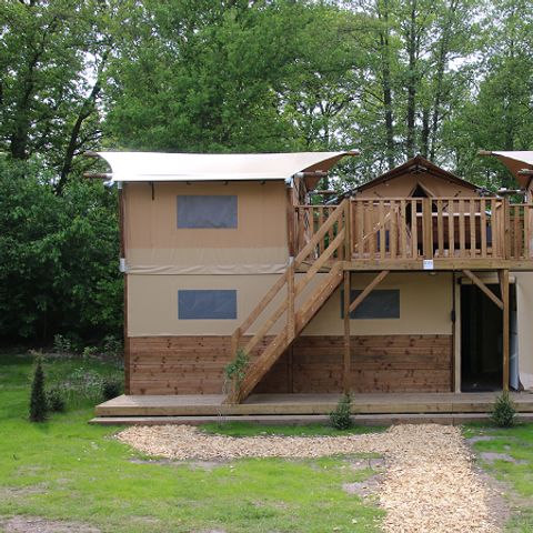 UNUSUAL ACCOMMODATION 6 people - Treehouse tent on the Regge with private sanitary facilities