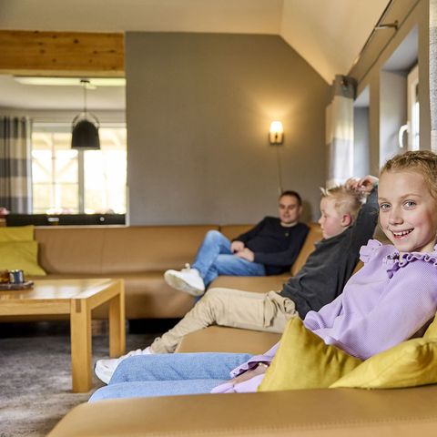 HOUSE 13 people - Luxury Child Friendly