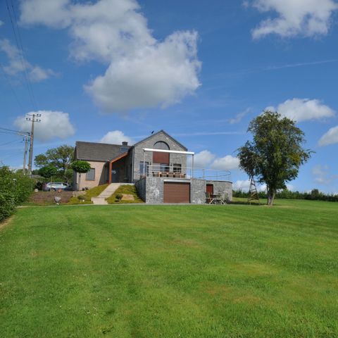 HOUSE 8 people - La Colline