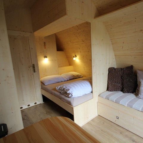 UNUSUAL ACCOMMODATION 3 people - Tiny house Megapod VIP