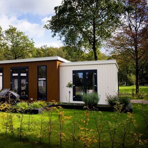 HOUSE 4 people - Pavilion with storeroom